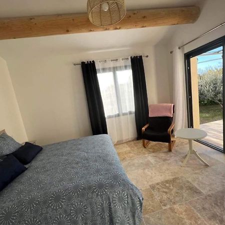 Appartement Calme Et Lumineux Paradou Exterior foto