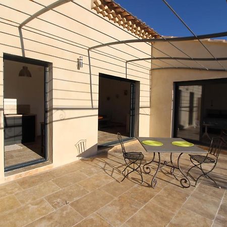 Appartement Calme Et Lumineux Paradou Exterior foto